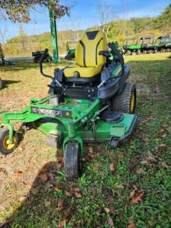 Main image John Deere Z930M